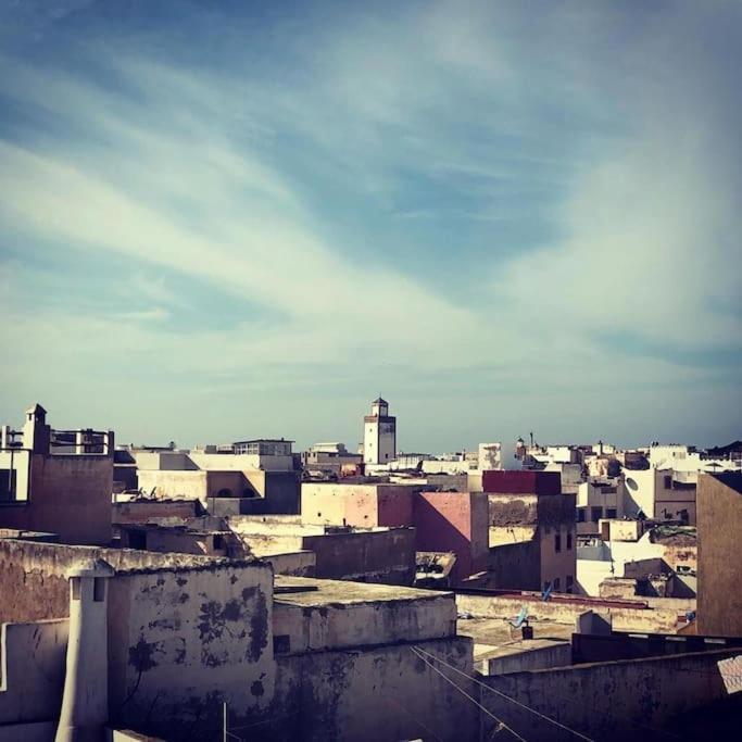Charmant Riad Pour Familles Ou Groupes - Dar Mama Essaouira Bagian luar foto