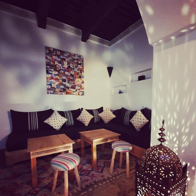 Charmant Riad Pour Familles Ou Groupes - Dar Mama Essaouira Bagian luar foto