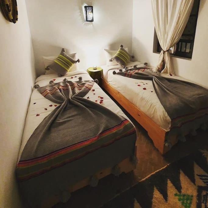 Charmant Riad Pour Familles Ou Groupes - Dar Mama Essaouira Bagian luar foto